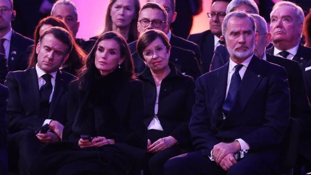 El reencuentro en Auschwitz del rey Felipe VI y la reina Letizia con la  realeza europea para conmemorar el 80 aniversario de su liberación
