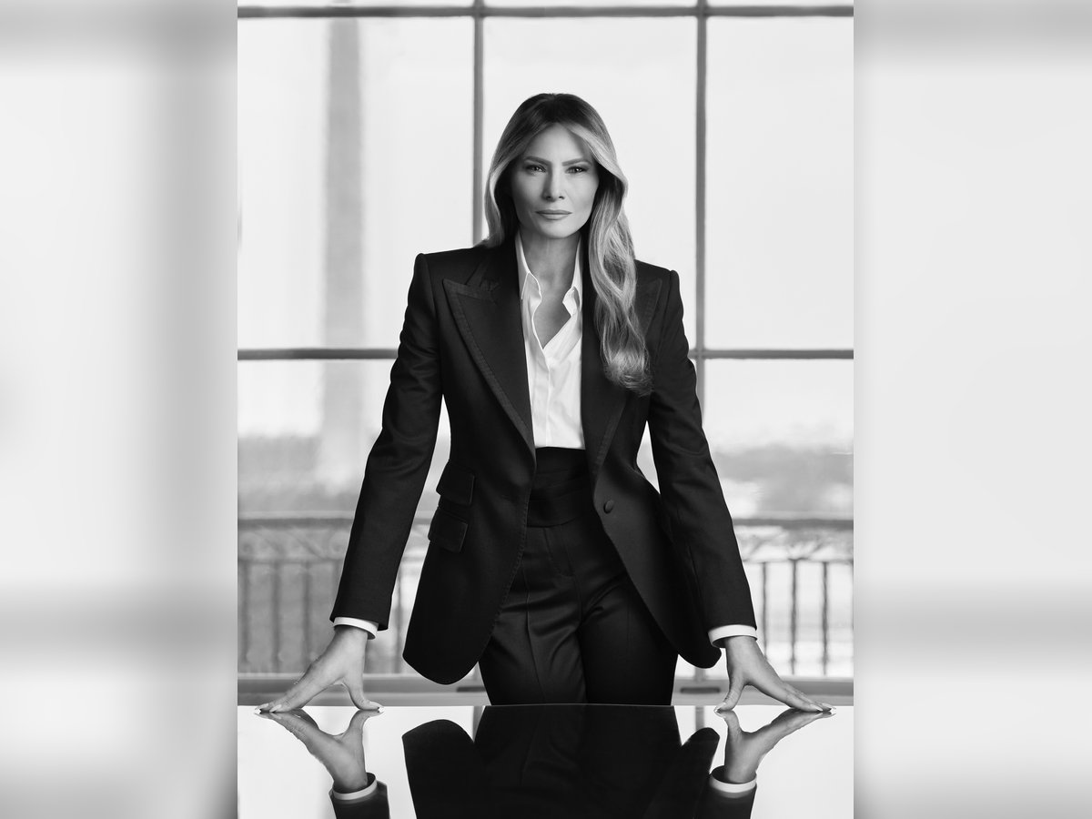 Neues Porträt: Melania Trump inszeniert sich mächtiger denn je