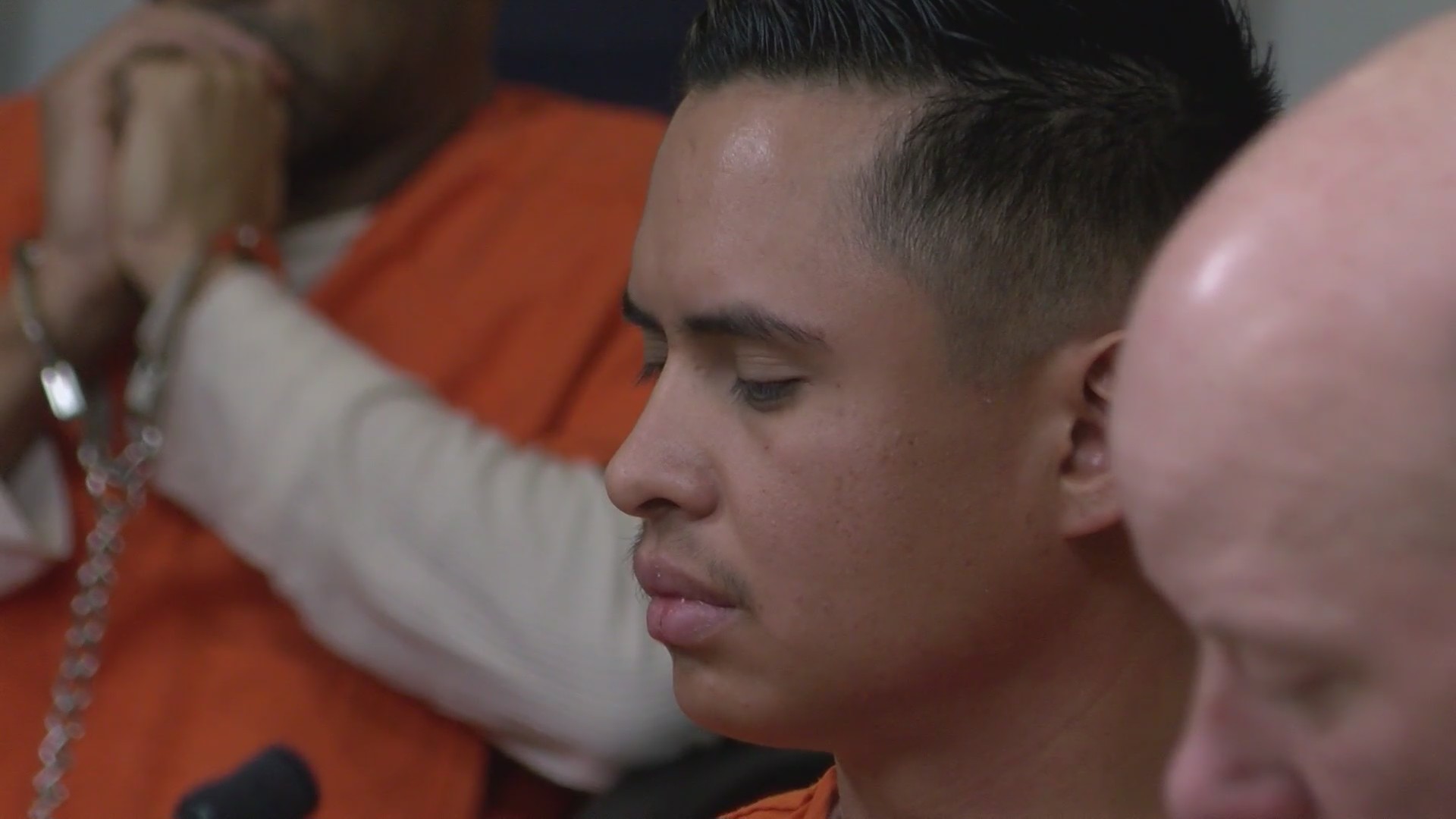 Albuquerque man accused of ramming police vehicle will remain behind bars