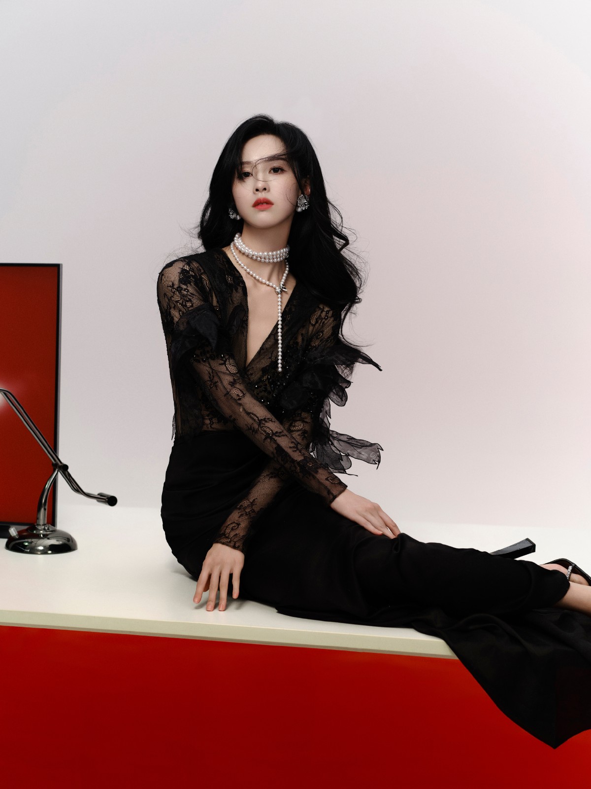 陈都灵蕾丝裙好复古