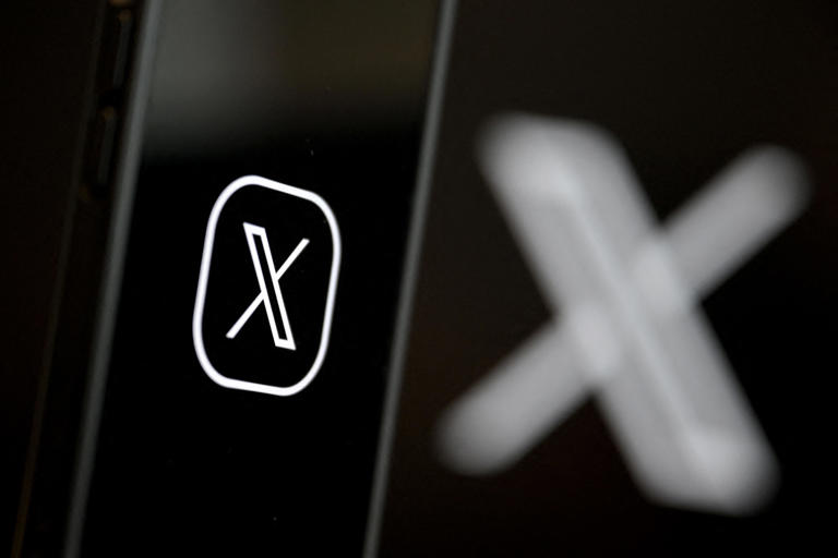 Cloudflare outage halts X, ChatGPT, Downdetector, more. What to do if ...