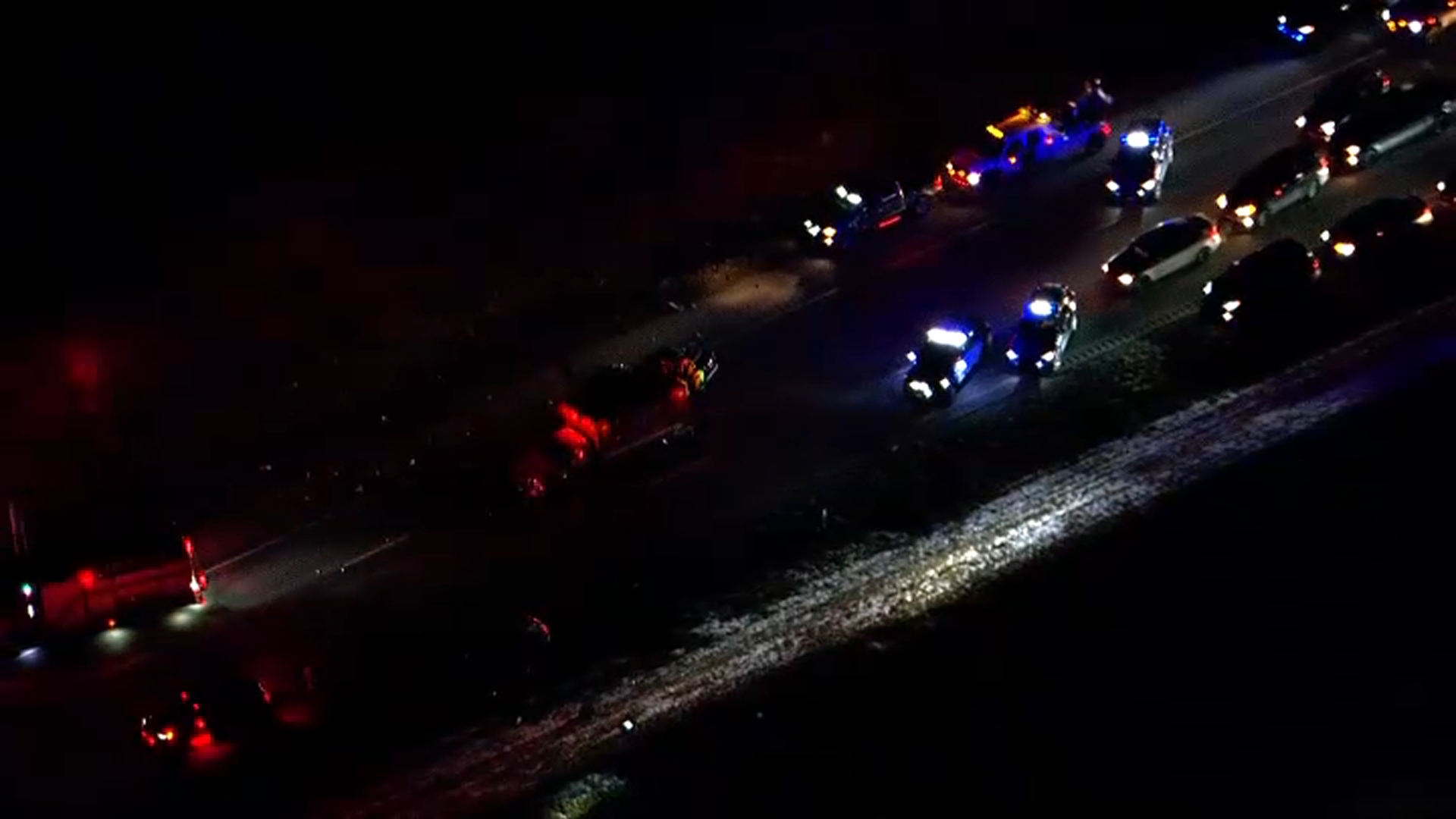 Crash closes I495 in Littleton(02)