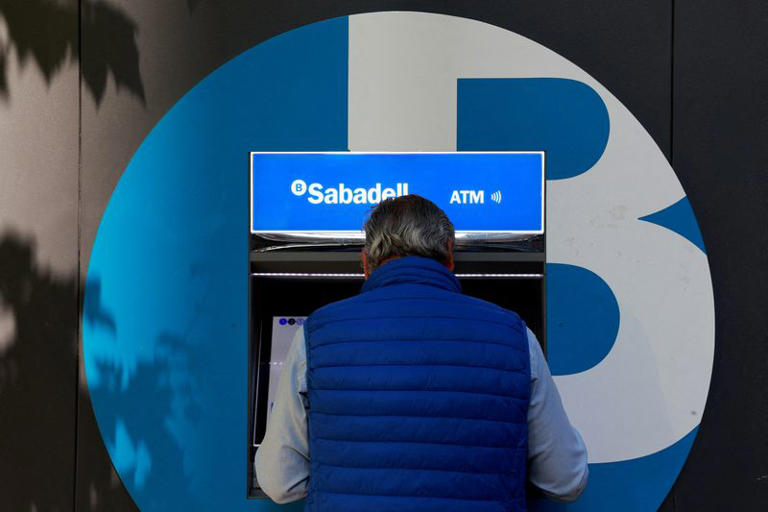 Spanish watchdog says concentration of banks not behind lower deposit ...