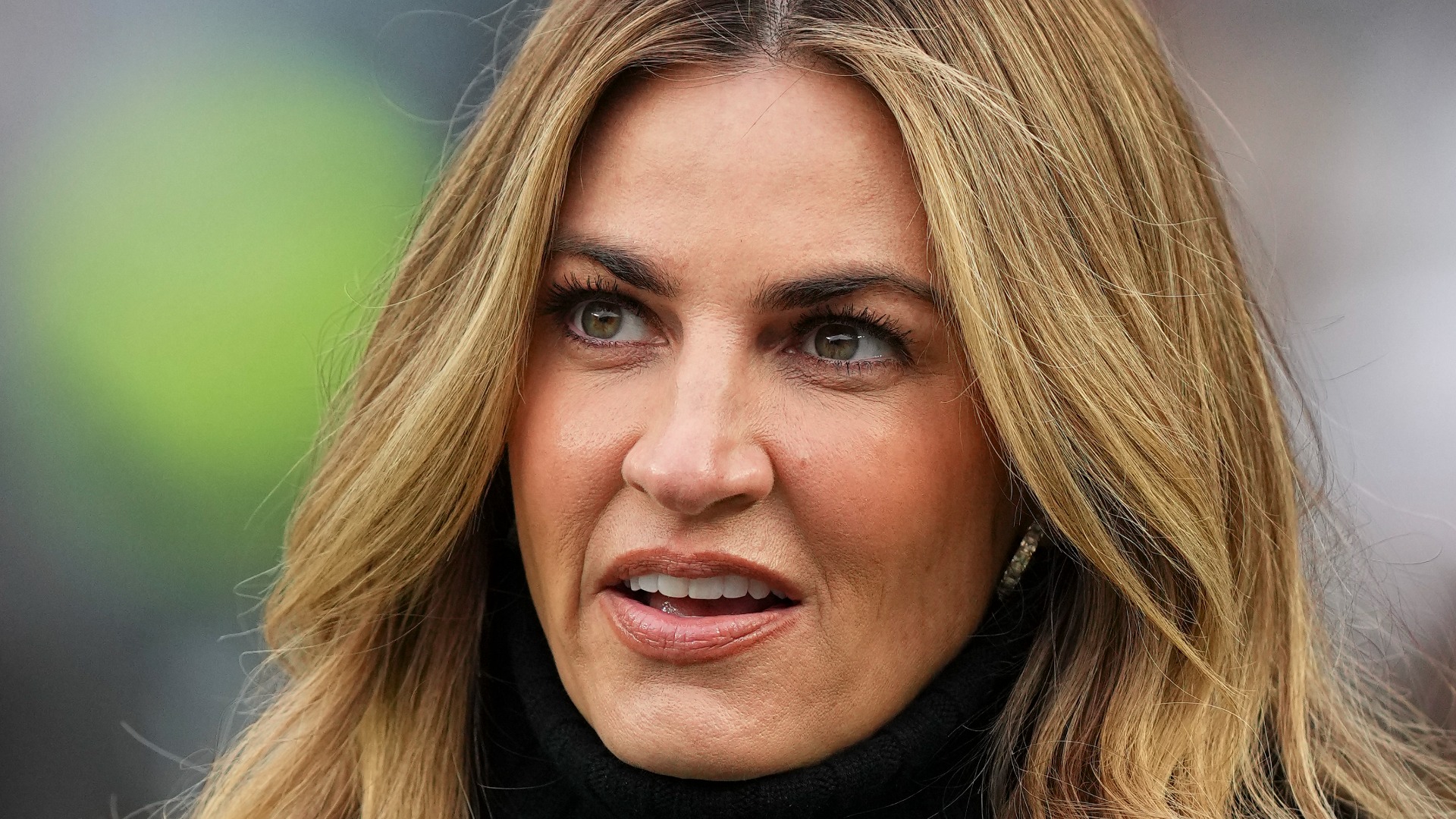 Erin Andrews' Game Day Outfit Causes A Stir