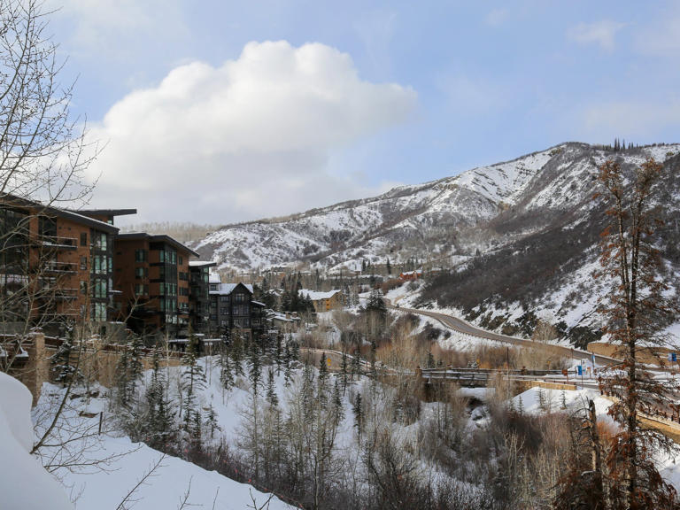 I visited Aspen and its cheaper neighbor, Snowmass. Both have their ...