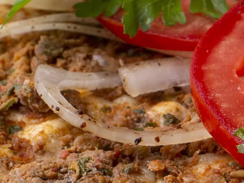 Rezept gegen Bauchfett: Köstlicher Low-Carb-Lahmacun mit Hackfleisch