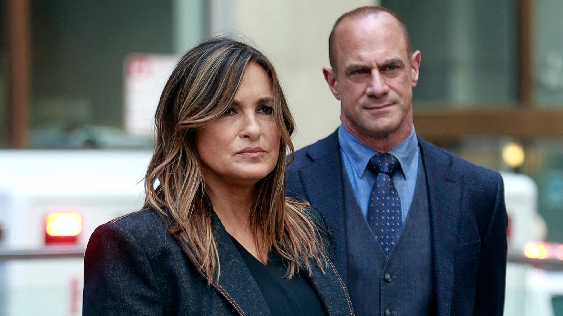 Mariska Hargitay Recalls Instant Bond With SVU's Christopher Meloni(02)
