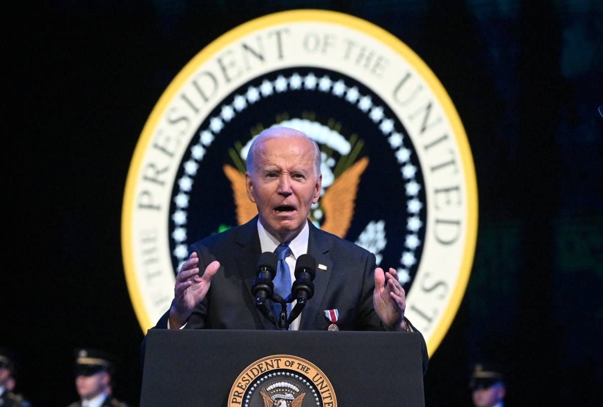 Biden warns of threats to 'fragile' democracy