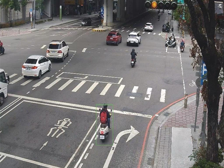 台中市北屯區文心與崇德路口往來車輛多，去年共發生63件交通事故，不僅是北屯去年度事故件數最高的路口外，亦名列台中市10大易肇事路口第6名。（警方提供／潘虹恩台中傳真）