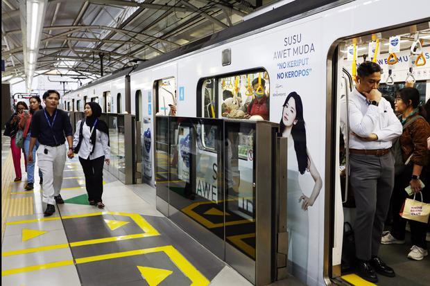 Jadwal Operasional MRT, LRT, dan TransJakarta Tahun Baru 2026