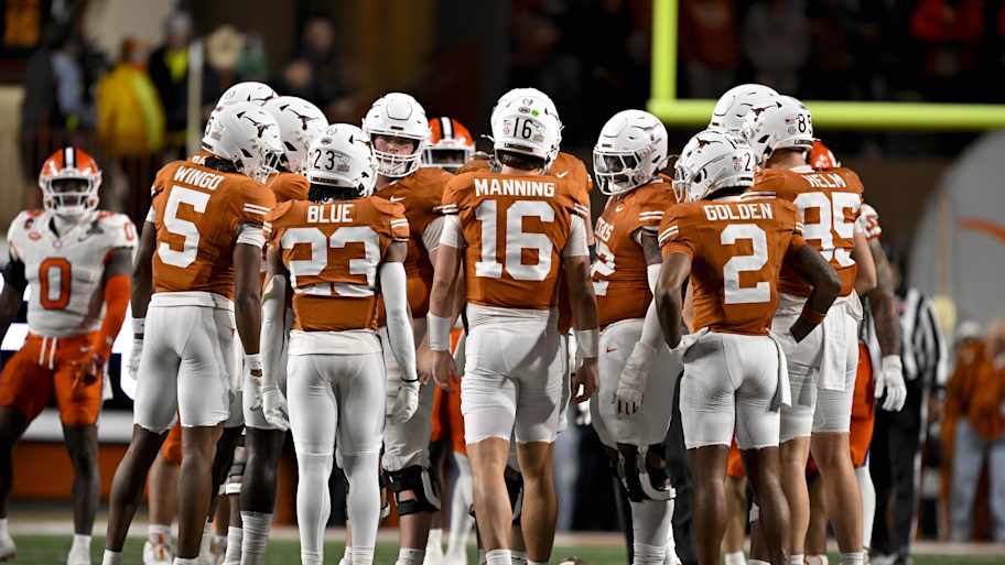 Way Too Early 2025 Texas Longhorns Projected Offensive Depth Chart