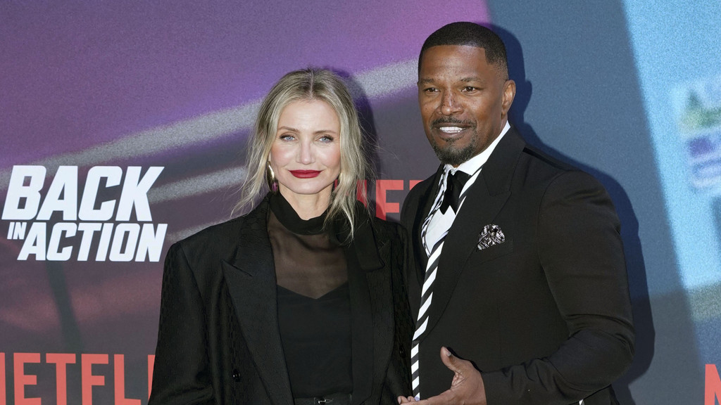 Cameron Diaz calls Jamie Foxx's health scare 'terrifying'(00)