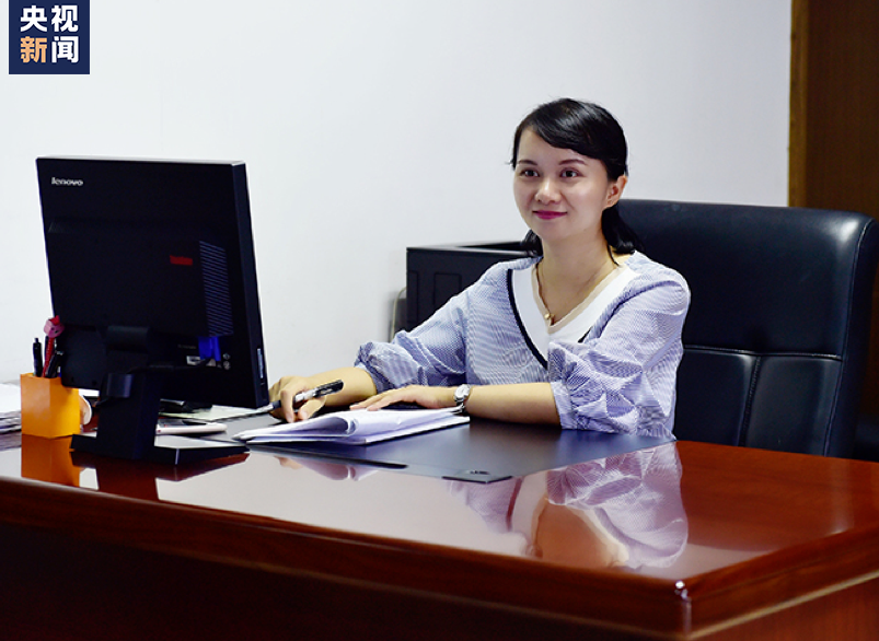 33年前，那个感动亿万人的“大眼睛”女孩，她如今怎样了？