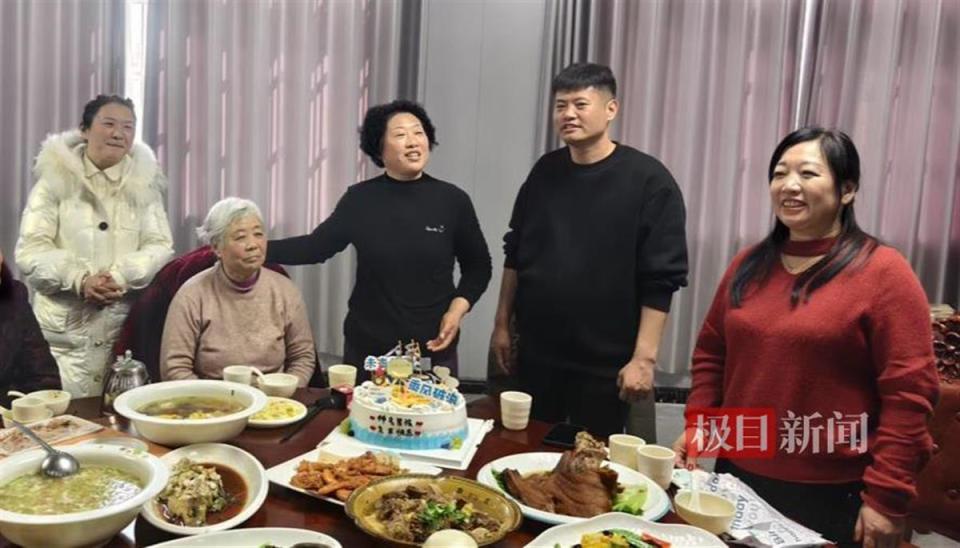 ���Ӵ��ϡ��׵���16���Ѱ�׳ɹ���һ����Ҫ�󡰼ٵ���������Ǹ