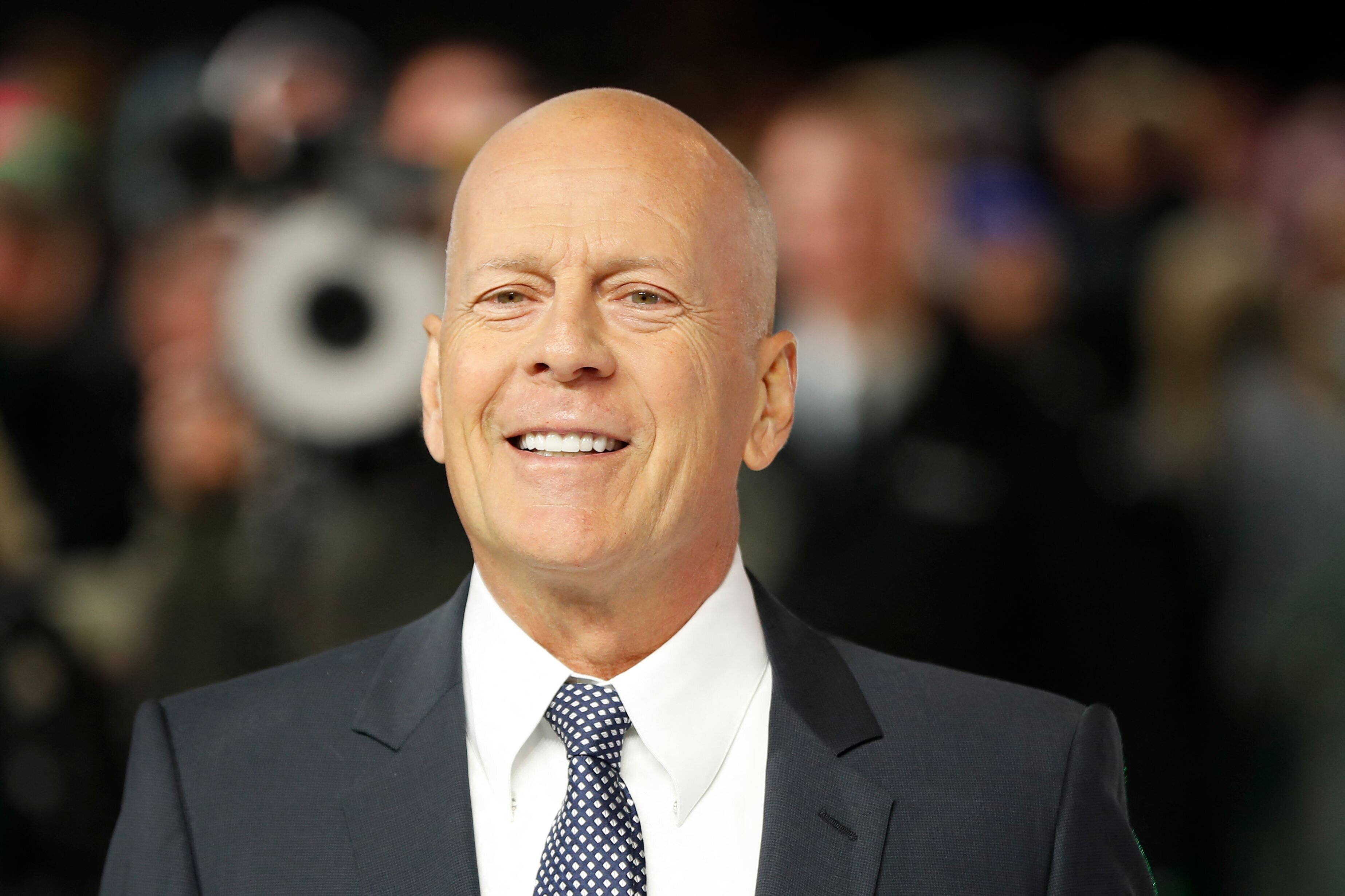 Bruce Willis Shows Love To First Responders In Rare Public Appearance Amid  Wildfires