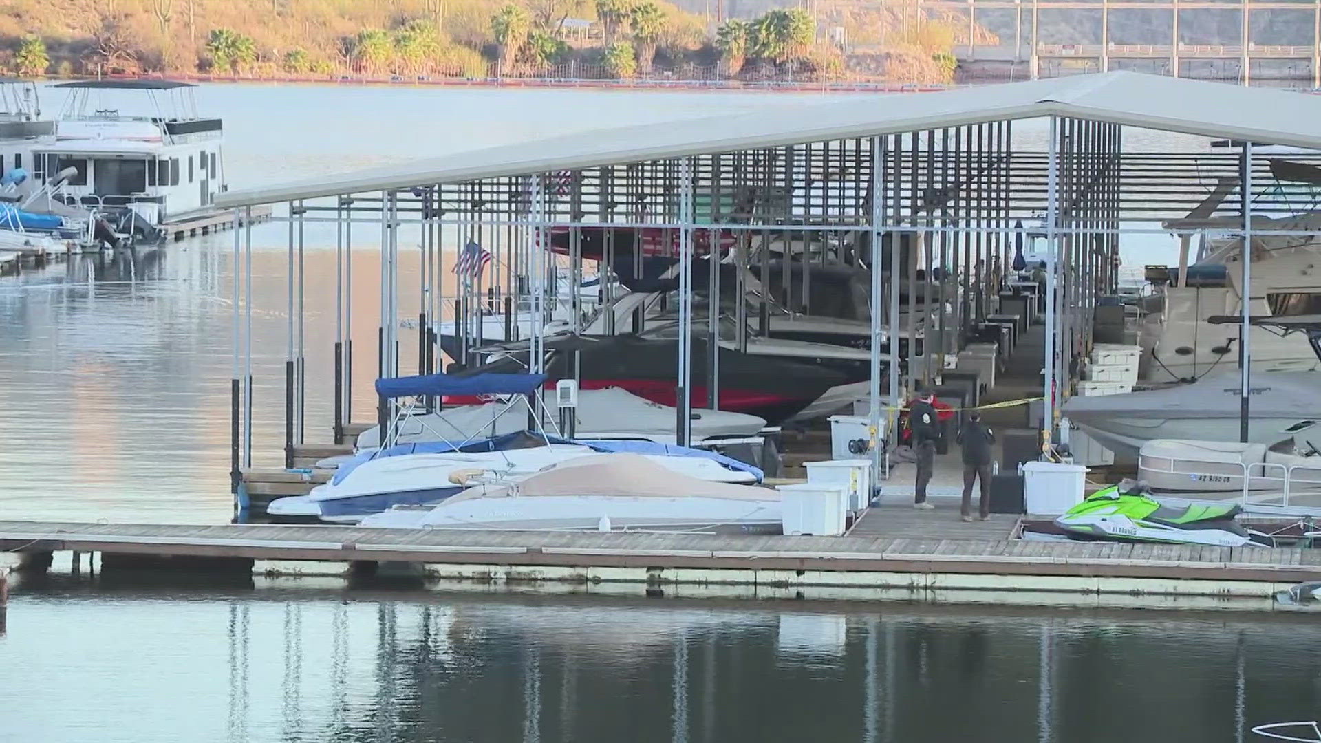 3 people dead inside a houseboat at Saguaro Lake Marina from possible
