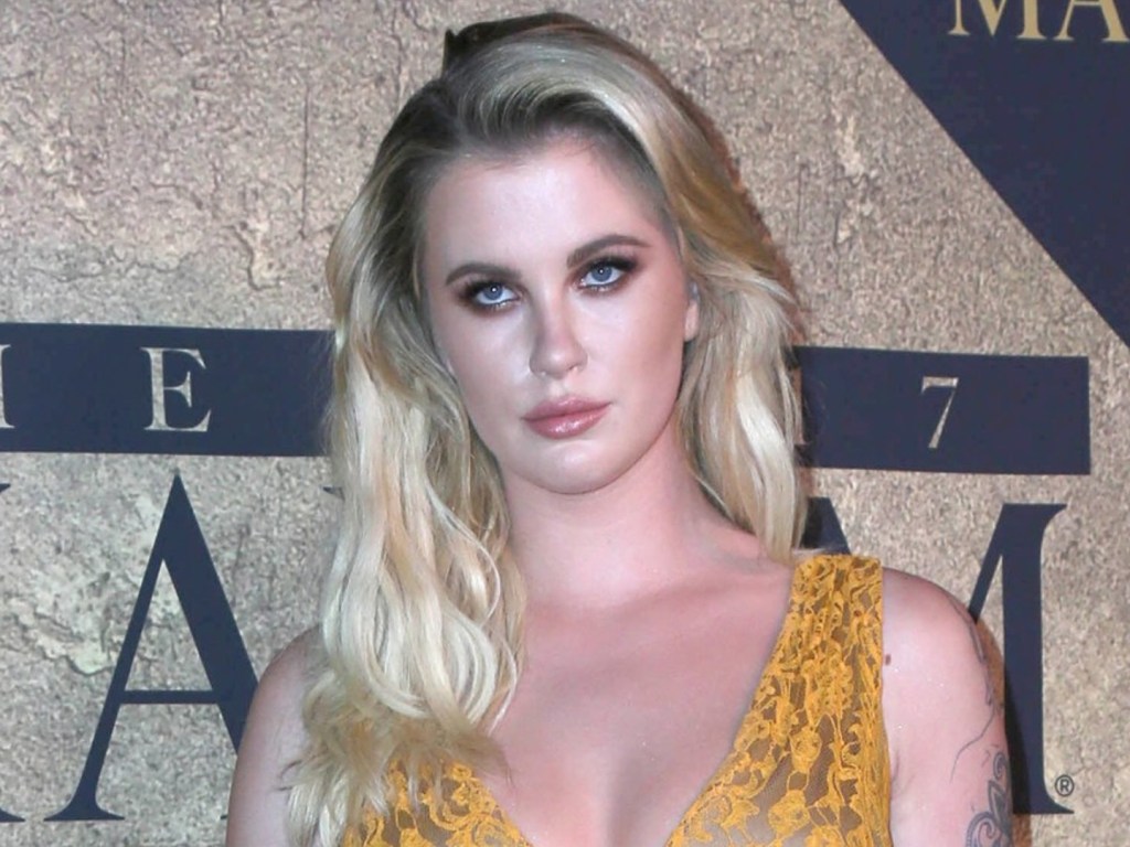 Ireland Baldwin's Selfie With Daughter Holland Shows Off Their Unique
