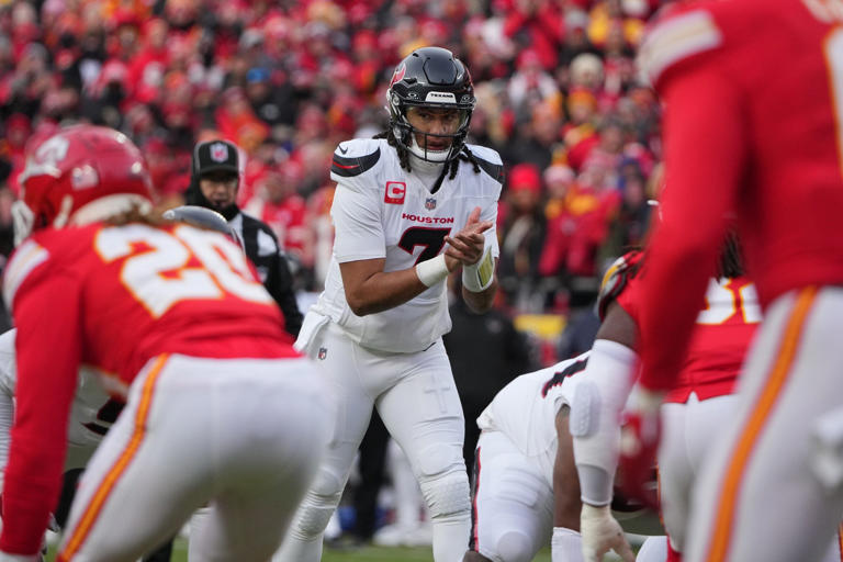 Is C.J. Stroud Injured? Texans QB Takes Big Hit in First Quarter Against  Chiefs