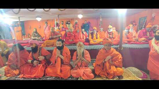 Swami Krishnanand Puri of Chandigarh, Swami Adi Yogi Puri of Rishikesh in Uttarakhand, Swami Bhagwati Puri of Mumbai in Maharashtra, Sadhvi Meera Giri of Kishanganj in Rajasthan and Swami Adityanand Giri of Vrindavan, UP, were anointed as mahamandaleshwars