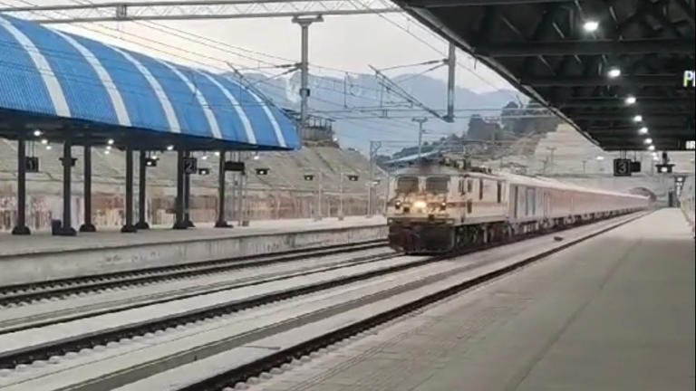 Trial run of 18-coach train from Katra to Budgam successfully completed in J&K