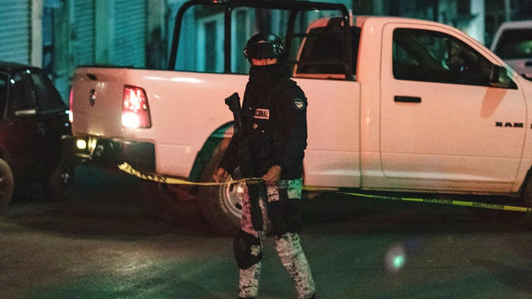 Balacera en pleno centro de Fresnillo, Zacatecas deja un policía herido y 4  detenidos