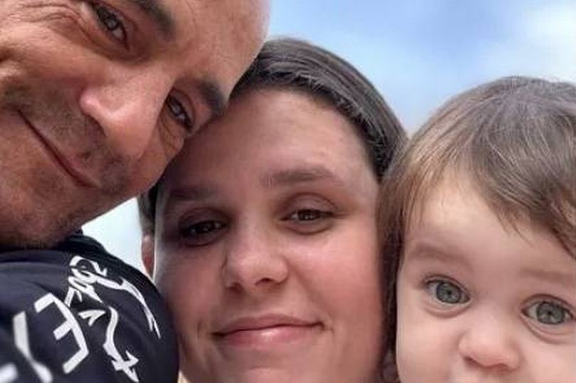 Horror car crash that killed dad and daughter unearthed family's dark(00)