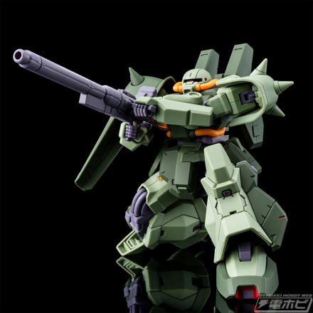 ガンプラセット スーパー・ナパームやガンダム・ハンマーなどが付属！ガンプラ