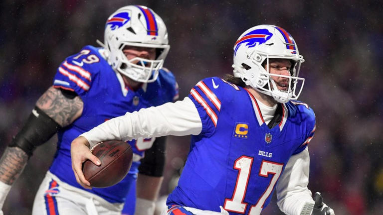 Josh Allen anotó dos TD por tierra | AP