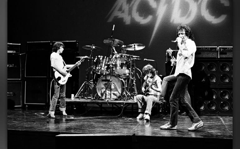 Bon Scott: Der tragische Tod des AC/DC-Sängers