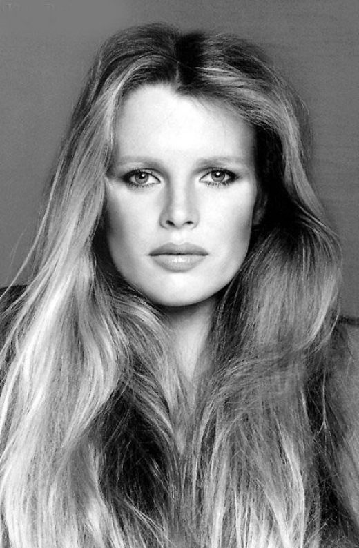 2. Kim Basinger (1953)