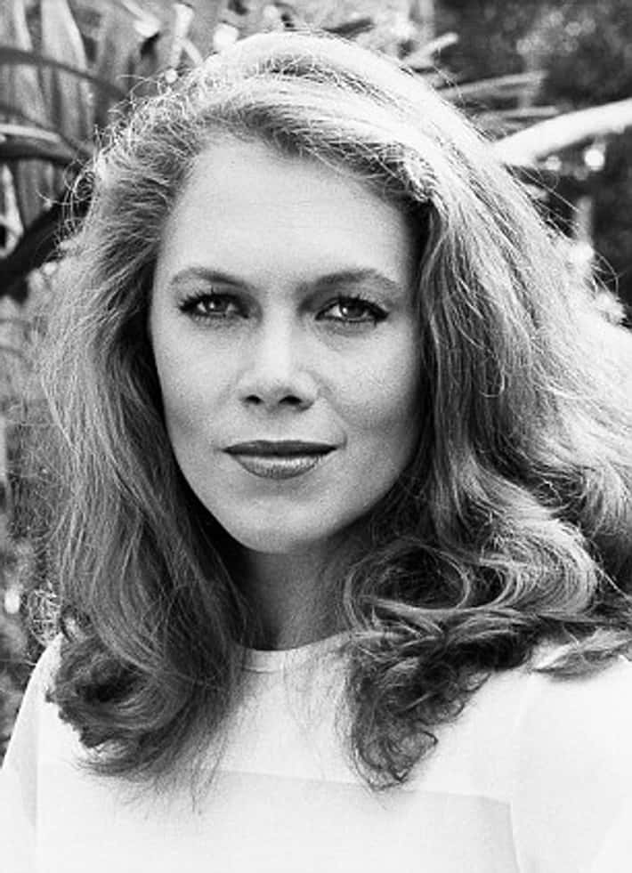 3. Kathleen Turner (1954)