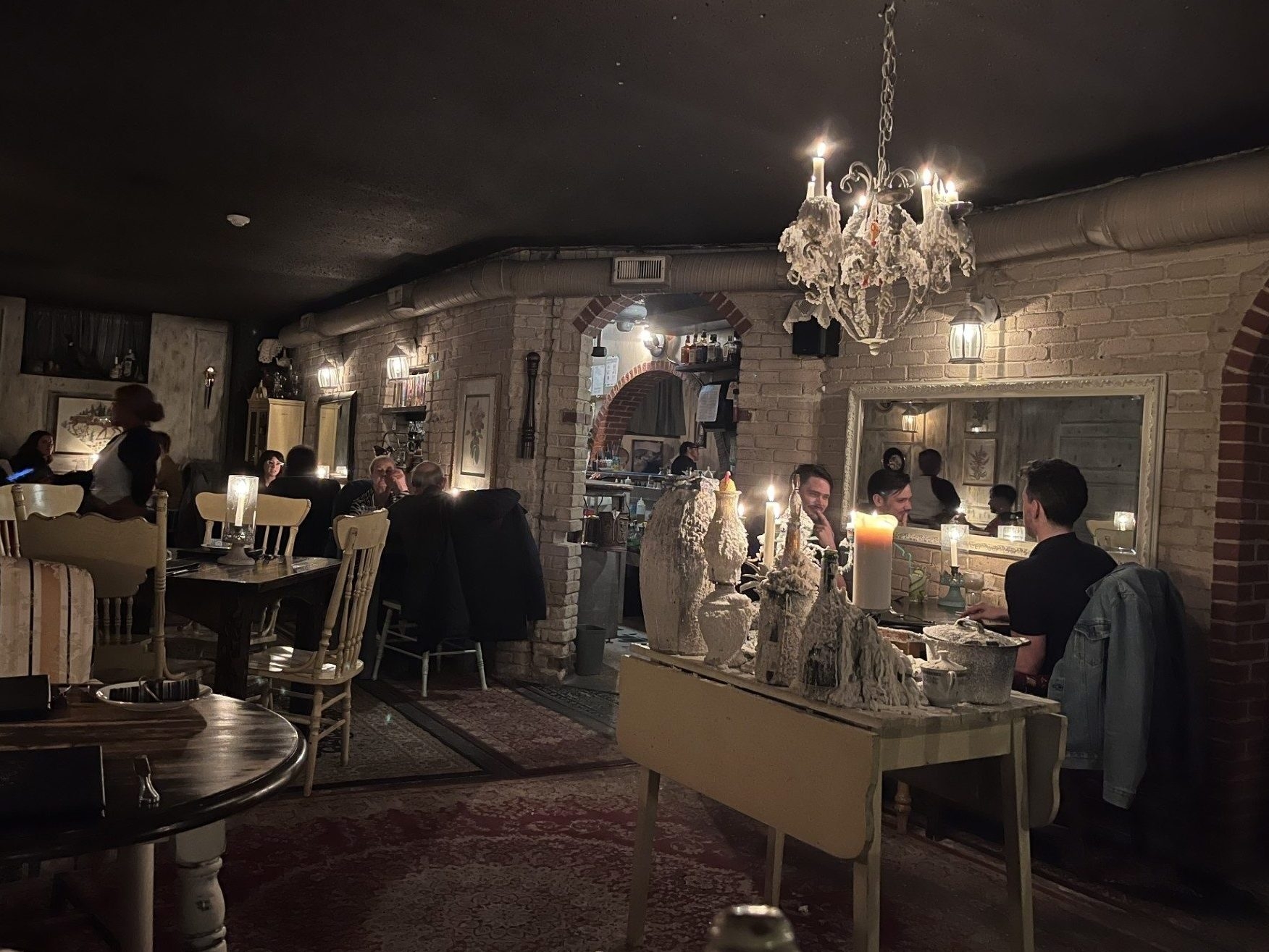 nominate-winnipeg-s-best-date-night-restaurant