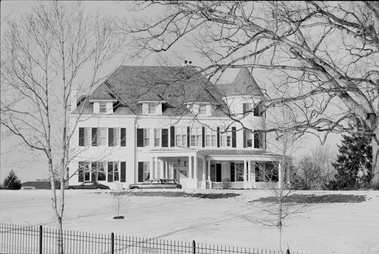 Where will vice president jd vance live 