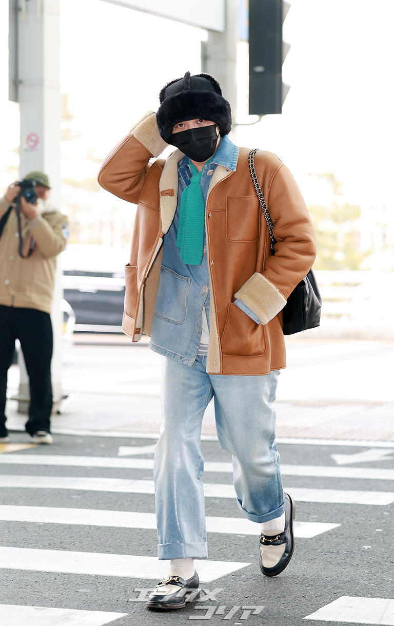 フォト】G-DRAGON、冬と春のファッションの共存…CHANELのショー出席の