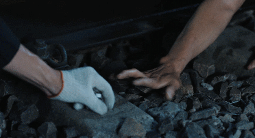 口碑崩了！郭京飞+陈数也救不了