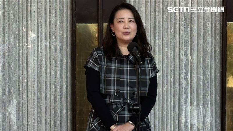 國民黨青年擺攤要罷免吳思瑤（圖／記者高逸帆攝影）