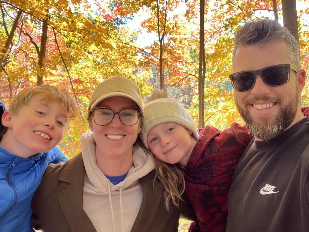 Family of Canadian woman and son who died after food poisoning at(01)