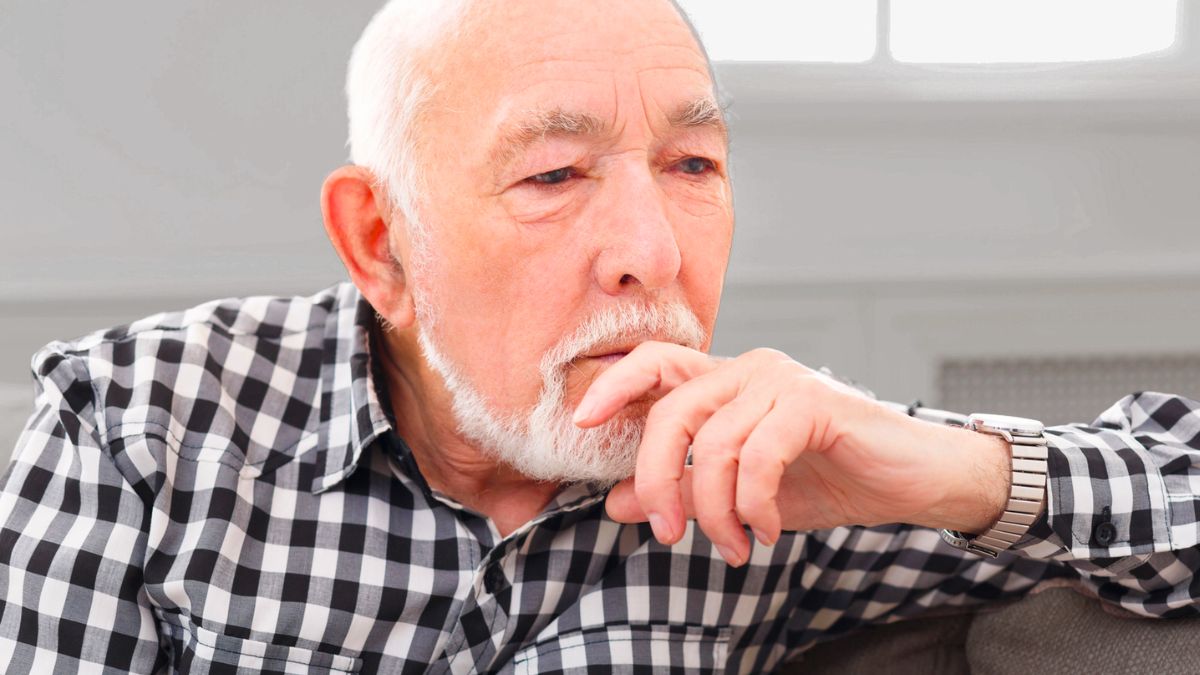15 Biggest Regrets Elderly Retirees Wish They Could Change