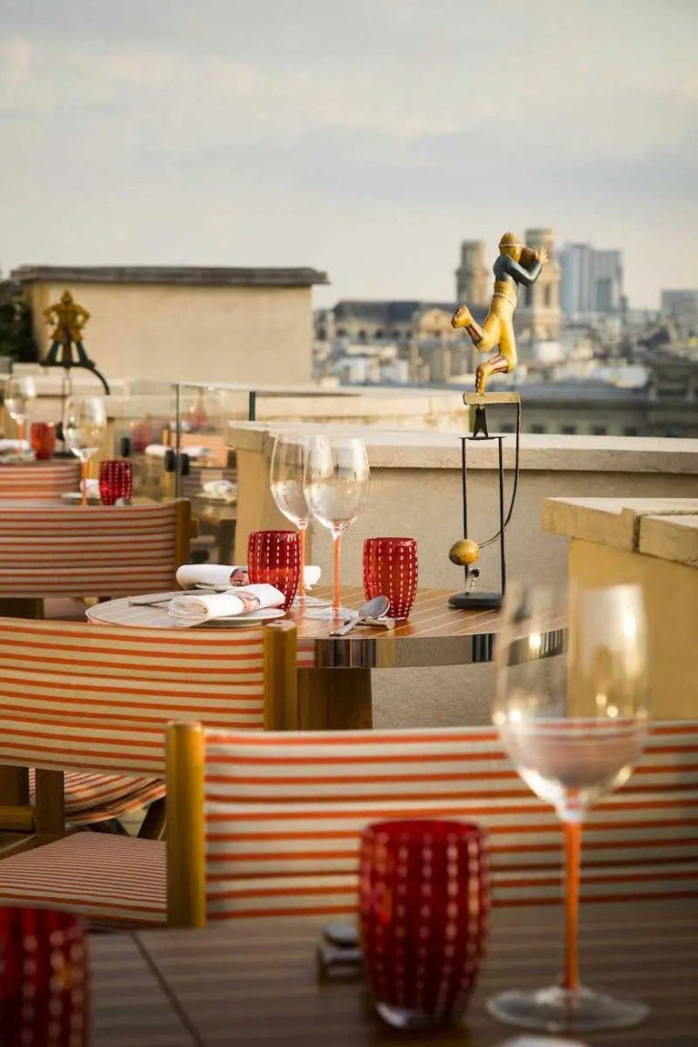 Les plus beaux rooftops à (re)découvrir cet été à Paris