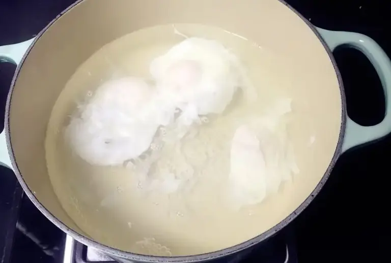 大年初一吃饺子，初二吃啥更讲究，4样端上桌，福旺财旺家也旺