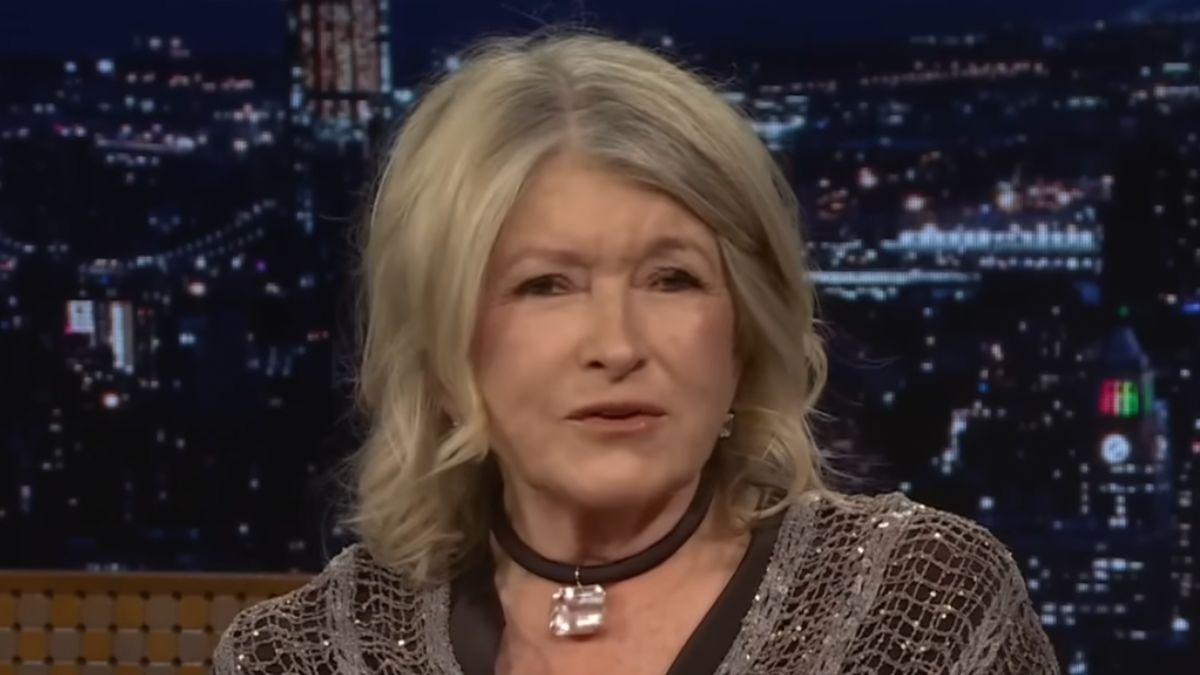Martha Stewart, 83, Slams Parole Officer Who Destroyed Her Chances Of