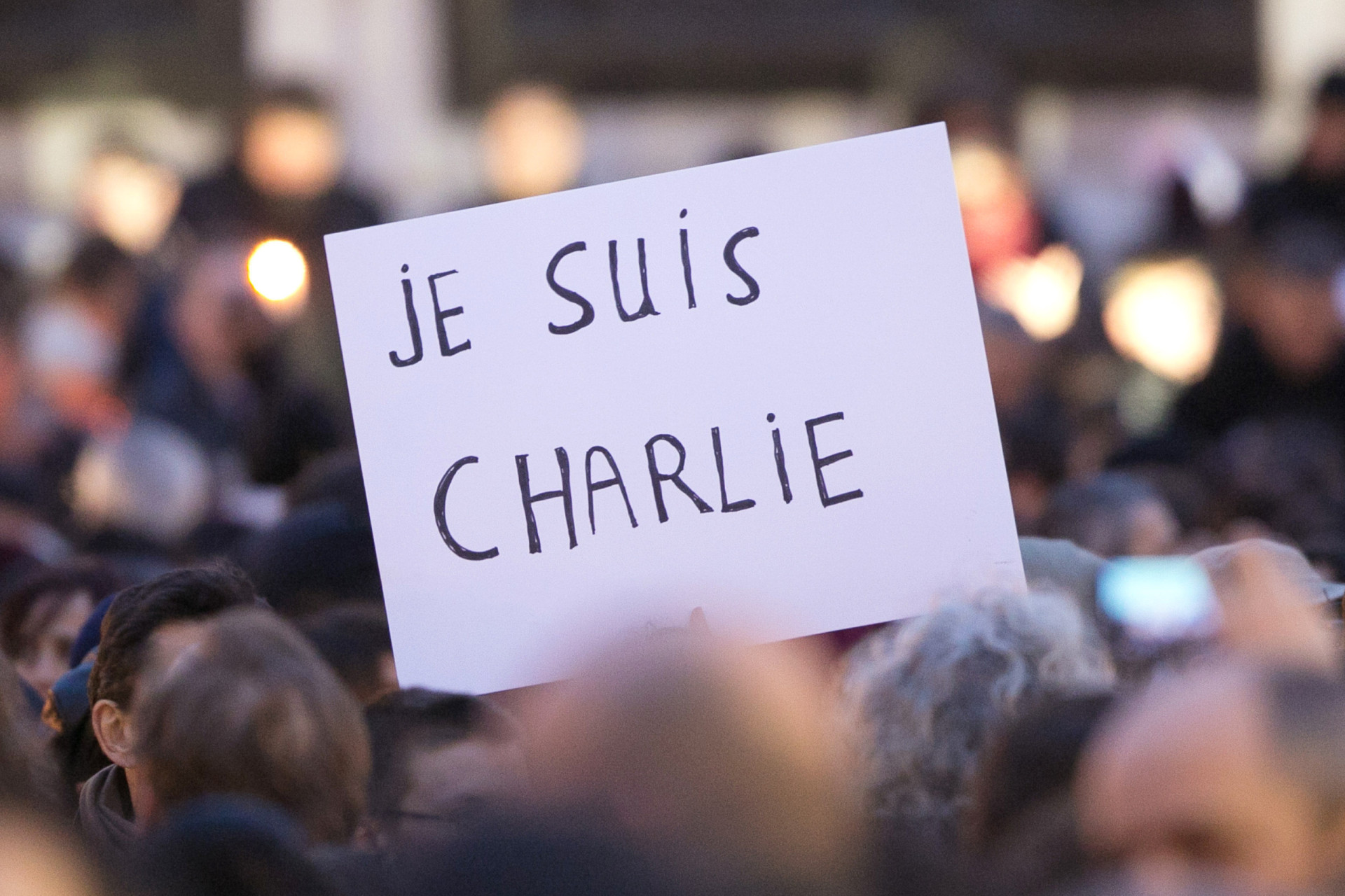 HISTORICAL EVENTS IN 2025 visual data 4