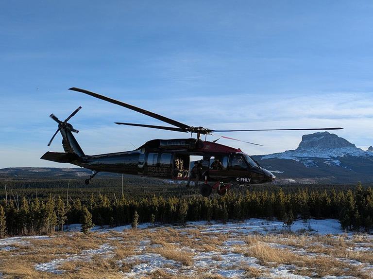 RCMP Black Hawk helicopter starts patrolling Alberta-U.S. border