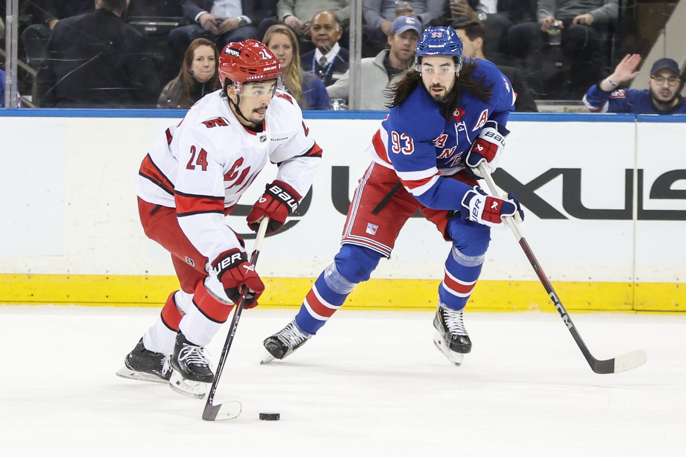 what-channel-is-new-york-rangers-vs-carolina-hurricanes-on-today-time