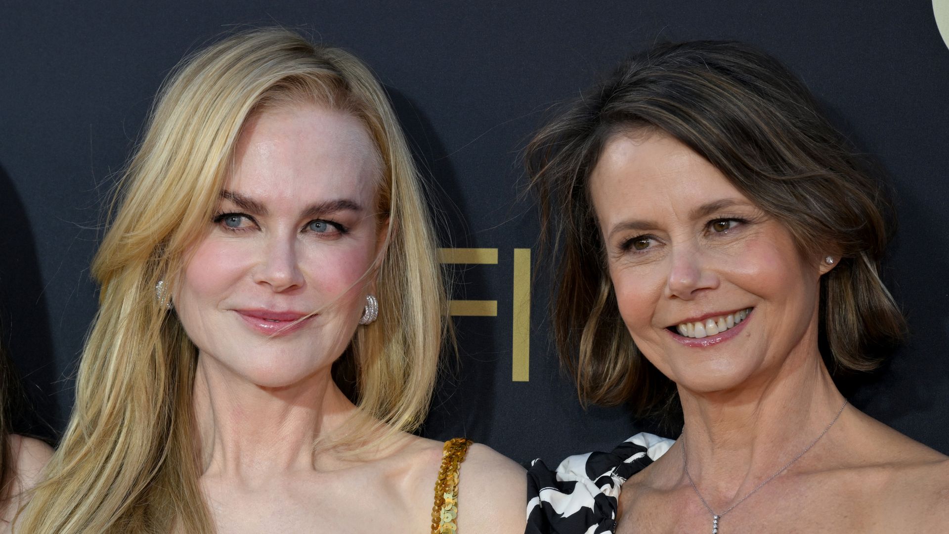 Nicole Kidman's sister Antonia showcases her incredible beach body in