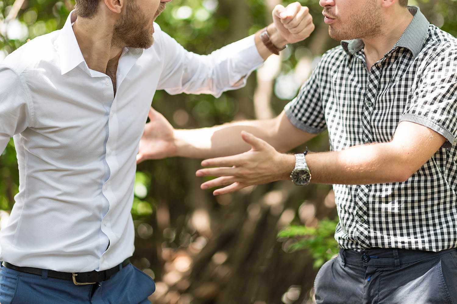 Man Says He Apologized for to Pay Friend Back for Dinner