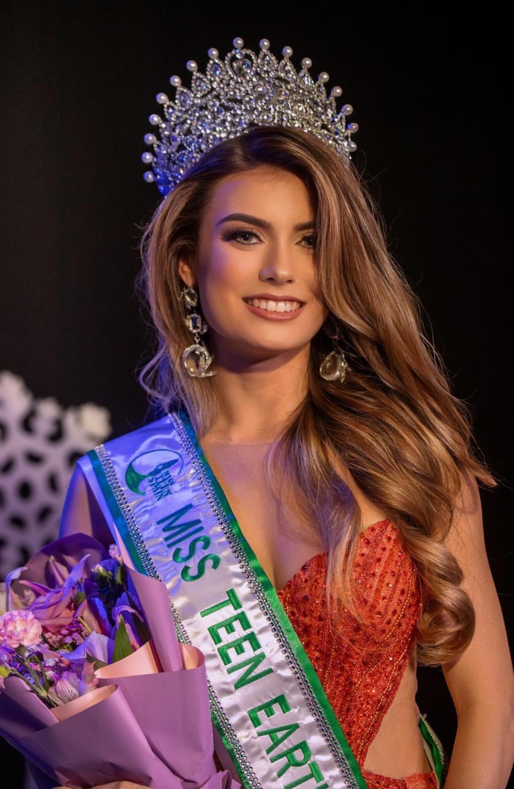 Sofía, la joven vallisoletana que se ha proclamado Miss Teen Earth