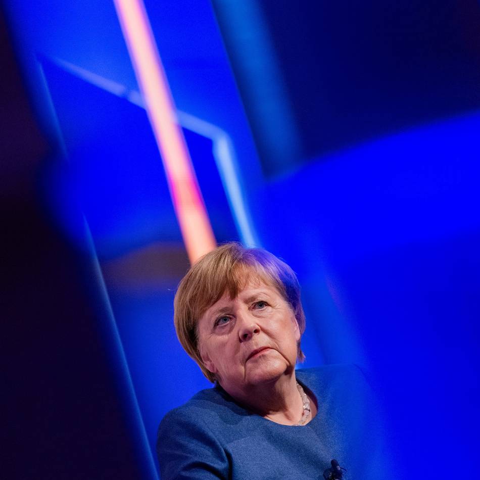 Angela Merkels grobes Foul