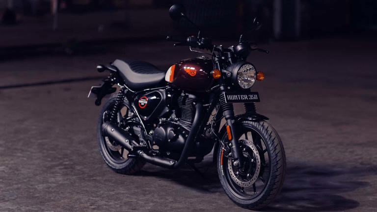 Royal Enfield Managed To Sell Half a Million Hunter 350 Motorcycles In Just Two Years