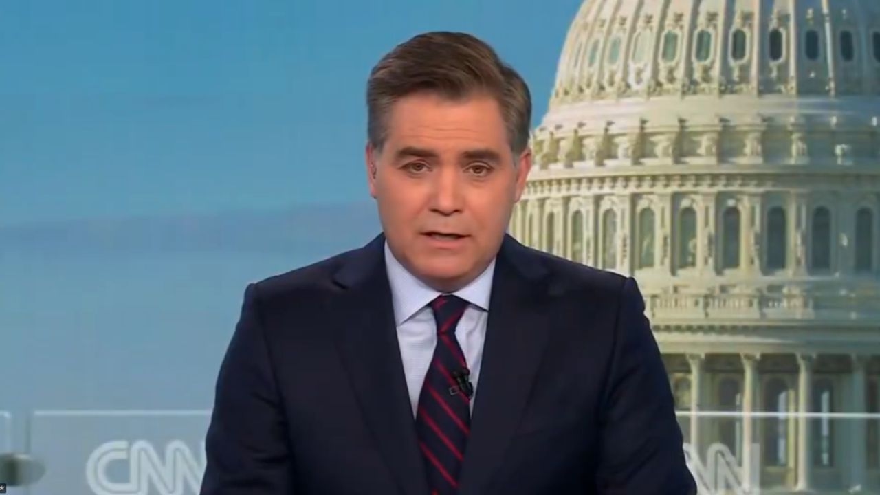 CNN anchor critical of Donald Trump announces resignation live